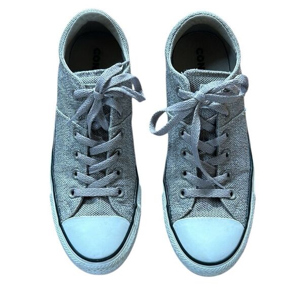 Converse Gray and White Chuck Taylor Sneakers Classic Style - Picture 4 of 10